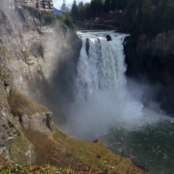 Snoqualmie Falls - Snoqualmie Falls in the Spring (March 2016) - Parks Near Me - Snoqualmie, Washington Snoqualmie Falls - Snoqualmie Falls in the Spring (March 2016) - Parks Near Me - Snoqualmie, Washington