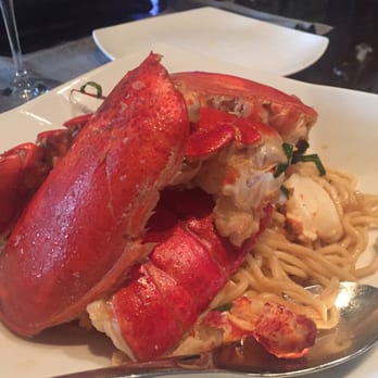 AnQi Bistro - Garlic Noodles with a whole lobster ($55) - better than the Garlic Noodles with Prawns - Asian Fusion Near Me - Costa Mesa, California