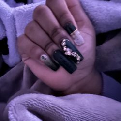 The Nail Lab