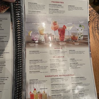 BJ's Restaurant & Brewhouse - Breweries Near Me - Kissimmee, Florida