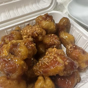 Lucky House - 6. Honey Garlic Spareribs (大蜜汁骨) - Dim Sum Near Me - Kent, Washington Lucky House - 6. Honey Garlic Spareribs (大蜜汁骨) - Dim Sum Near Me - Kent, Washington