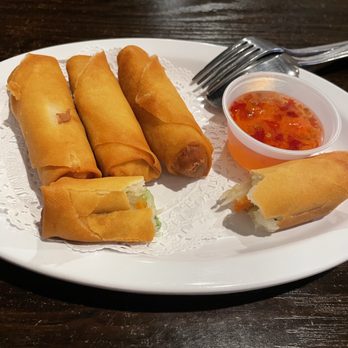 R Thai Cuisine - Egg rolls - Thai Near Me - Redlands, California R Thai Cuisine - Egg rolls - Thai Near Me - Redlands, California