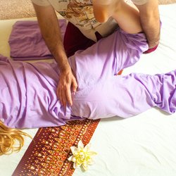 Sobadores Manos Milagrosas Injury Therapy