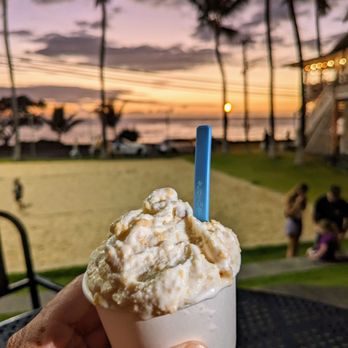 Gypsea Gelato - Small lemon cookie and salted caramel - Gelato Near Me - Kailua-Kona, Hawaii Gypsea Gelato - Small lemon cookie and salted caramel - Gelato Near Me - Kailua-Kona, Hawaii