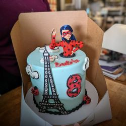 Gotti Sweets - Ladybug Miraculous Birthday Cake