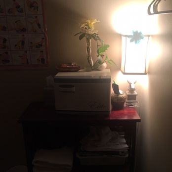 Thai Aloha Massage - They warm hand towels for your body during your massage session. - Massage Near Me - Waipahu, Hawaii Thai Aloha Massage - They warm hand towels for your body during your massage session. - Massage Near Me - Waipahu, Hawaii