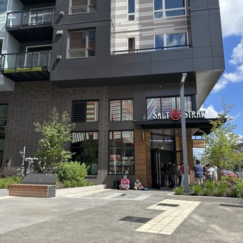 Salt & Straw - Outside - Ice Cream & Frozen Yogurt Near Me - Redmond, Washington Salt & Straw - Outside - Ice Cream & Frozen Yogurt Near Me - Redmond, Washington