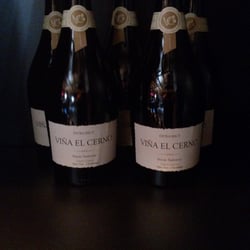 Viña el Cerno - "Amamos el Pinot Noir", y vamos a armar un evento de esto.. Sepanlo!!