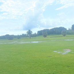 This course totally dam and they forced us to play. The people who works there doesn't care for customer service.