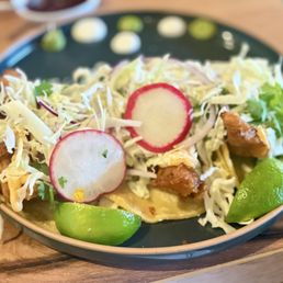 Happy hour fish tacos - delicious! Happy hour fish tacos - delicious!