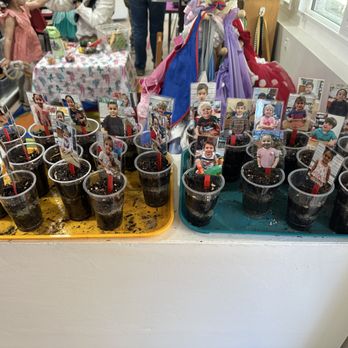 Weekday Preschool - Learning how things grow - Preschools Near Me - Northridge, California Weekday Preschool - Learning how things grow - Preschools Near Me - Northridge, California