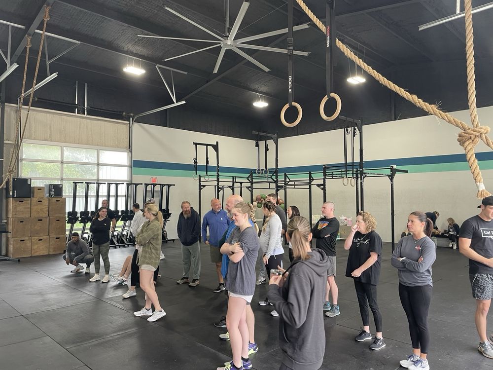 BAR 10 CROSSFIT Updated April 2024 Request Information 10 Photos