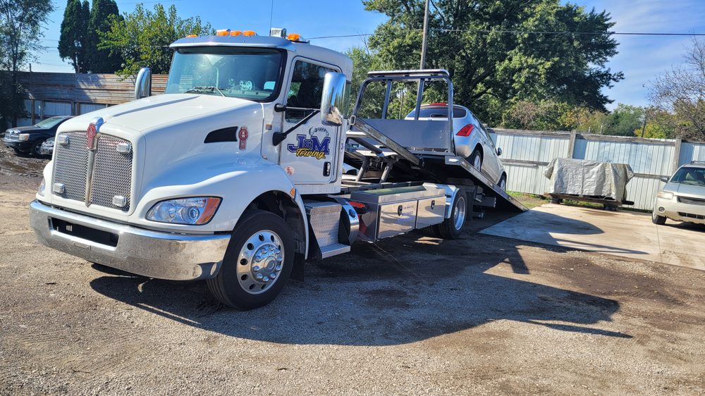 J&M Towing