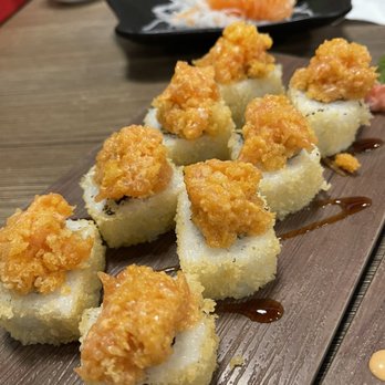 watami - Spicy salmon roll - Japanese Near Me - Makati, NCR