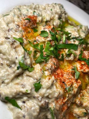 Alyan's Middle Eastern & Mediterranean Restaurant by null