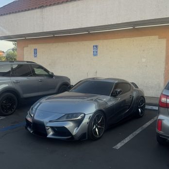 Islas Auto Body - fixed - Body Shops Near Me - Rialto, California