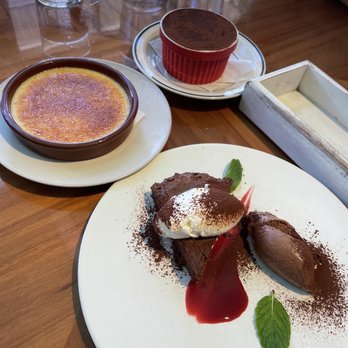 Rigo - Crema Catalana, Classic Tiramisu, Soufflé Chocolate Cake - Spanish Near Me - Honolulu, Hawaii Rigo - Crema Catalana, Classic Tiramisu, Soufflé Chocolate Cake - Spanish Near Me - Honolulu, Hawaii