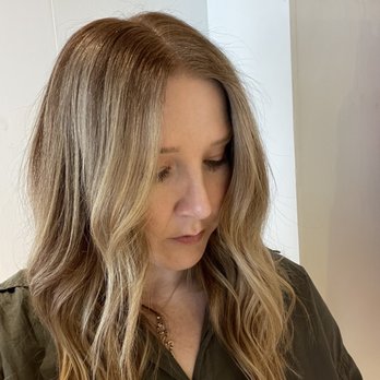 Palms Salon - After - blended paradise with my true, natural undertones - Hair Salons Near Me - New York, New York Palms Salon - After - blended paradise with my true, natural undertones - Hair Salons Near Me - New York, New York