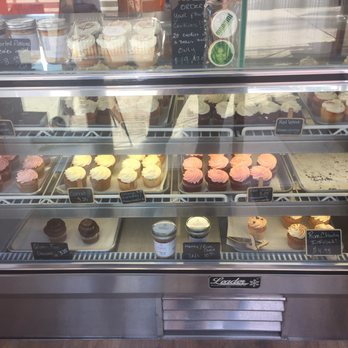 Baked Cravings - Cupcakes Near Me - New York, New York