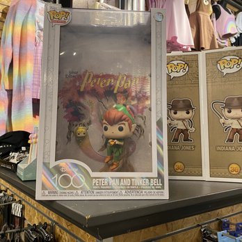 Hot Topic - Accessories Near Me - Brea, California