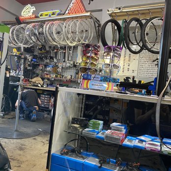 Metropolis Bikes - Work area - Bikes Near Me - North Hollywood, California