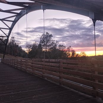 Robber's Ravine Bridge - Sunset as seen from bridge, November - Landmarks & Historical Buildings Near Me