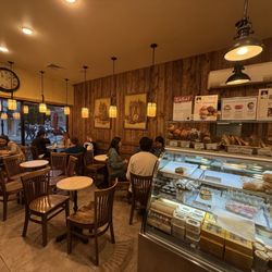 Sook Pastry - Dining area