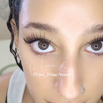 La Luna Lash - Classic 120pcs - Eyebrow Services Near Me - Brooklyn, New York La Luna Lash - Classic 120pcs - Eyebrow Services Near Me - Brooklyn, New York