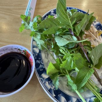 A Dong - pho garnishes - Vietnamese Near Me - Selma, Texas