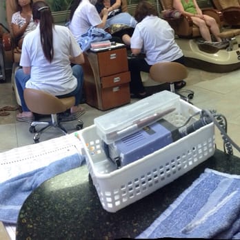 Top Nails - That's my nail technician all the way in the left corner in red , and her seat empty and me waiting for over 20 mins - Nail Salons Near Me - Northridge, California Top Nails - That's my nail technician all the way in the left corner in red , and her seat empty and me waiting for over 20 mins - Nail Salons Near Me - Northridge, California