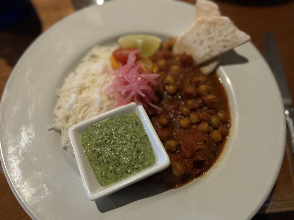 Social spots from Novio's Bistro