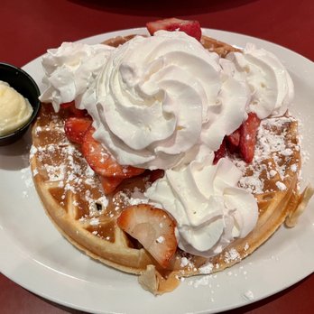 Copper Skillet - Strawberry Waffle - Breakfast & Brunch Near Me - Martinez, California