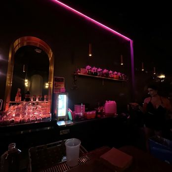 Lovejoys - Cocktail Bars Near Me - Brooklyn, New York