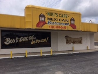 Niki's Cafe by null