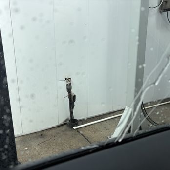 LUV Car Wash - First St - Possible exposed electrical work - Car Wash Near Me - Simi Valley, California LUV Car Wash - First St - Possible exposed electrical work - Car Wash Near Me - Simi Valley, California