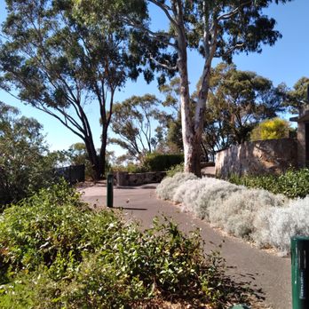 Windy Point Lookout - Path - Active Life Near Me - Adelaide, SA