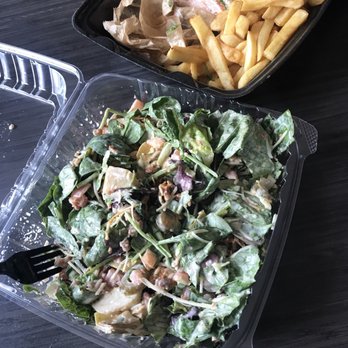 Manhattan Cafe - Delis Near Me - Raleigh, North Carolina