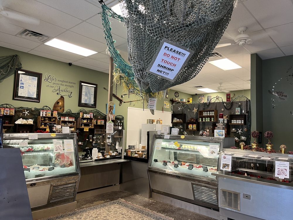 PLACIDA FISH MARKET Updated September 2024 13 Photos & 30 Reviews