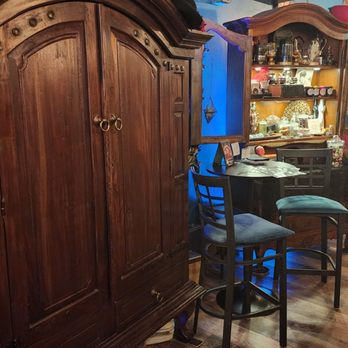 Revelry - Beer Bar Near Me - Pompano Beach, Florida Revelry - Beer Bar Near Me - Pompano Beach, Florida