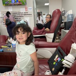 Nail Paradise - Such an amazing experience for my mom of 70 years old and my daughter who's three and has a right prosthetic leg!!