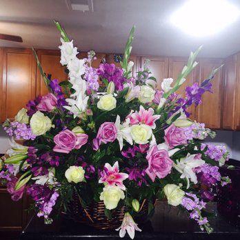Heart 2 Heart - Florists Near Me - Sacramento, California