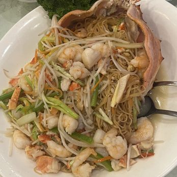 Neptune Palace Seafood Restaurant - 810. 家鄉蝦球炒米粉 / Country Style Vermicelli - Seafood Near Me - Vancouver, British Columbia Neptune Palace Seafood Restaurant - 810. 家鄉蝦球炒米粉 / Country Style Vermicelli - Seafood Near Me - Vancouver, British Columbia