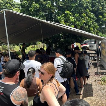 Ray's Kiawe Broiled Chicken - Slow service - Food Stands Near Me - Haleiwa, Hawaii