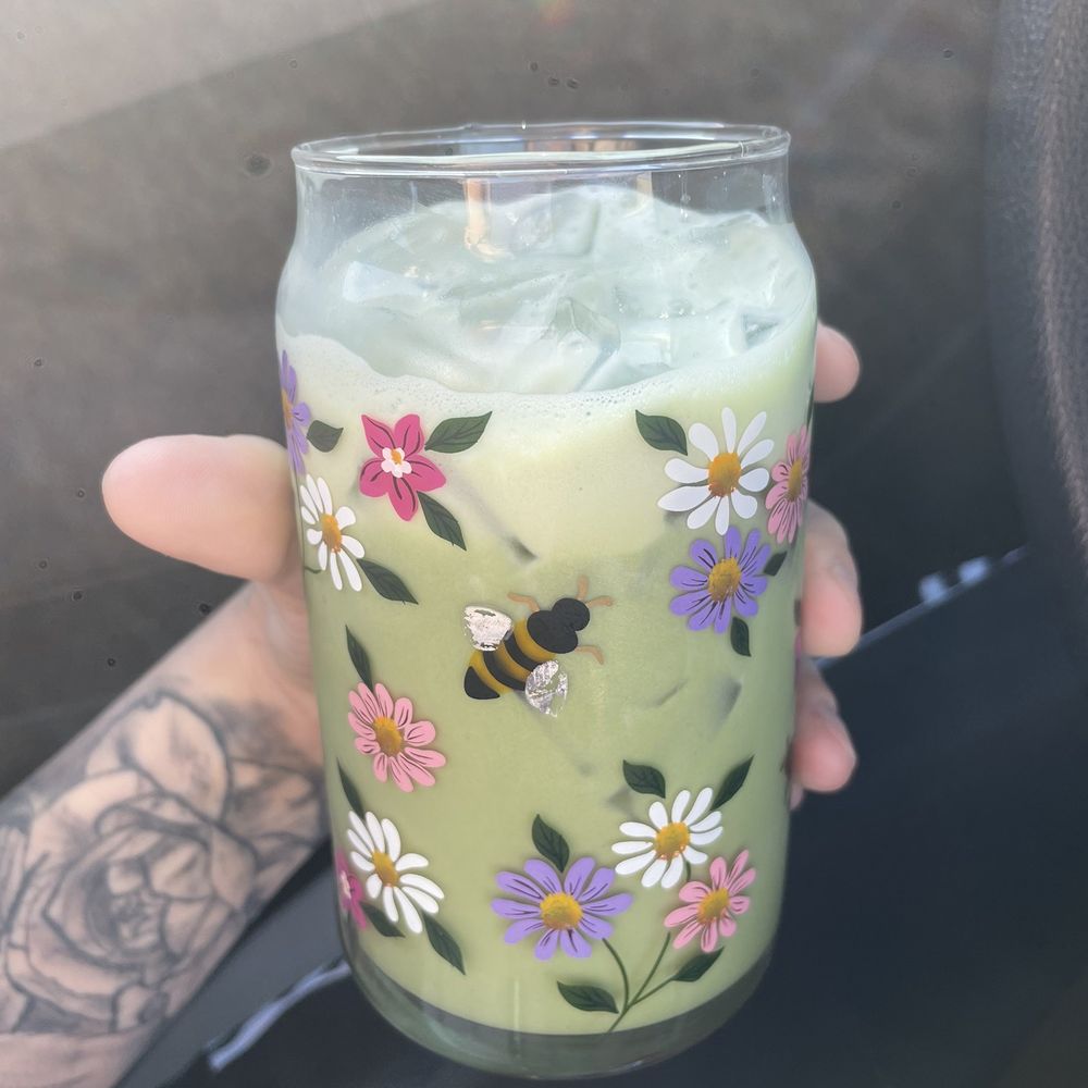 Iced Matcha supposed to have lavender cold foam but the barista said it was mixed in it Iced Matcha supposed to have lavender cold foam but the barista said it was mixed in it