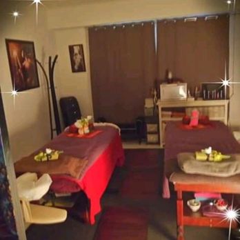 Les Mains de Nacre - Salle massage duo - Massage Near Me - Pau, 64 Les Mains de Nacre - Salle massage duo - Massage Near Me - Pau, 64