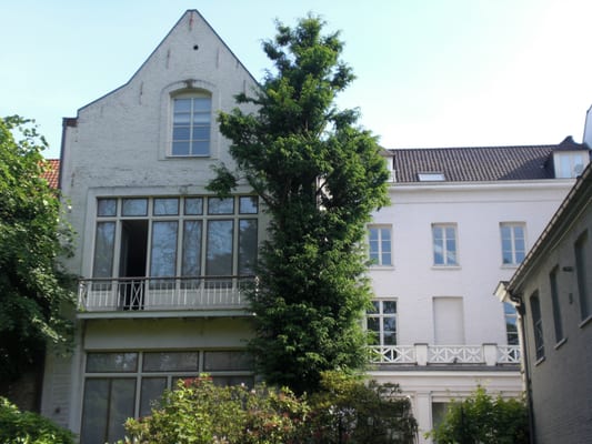 Hotel Messeyne by null