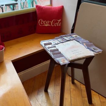 Mercado and Sips - Inside - Juice Bars & Smoothies Near Me - Naugatuck, Connecticut