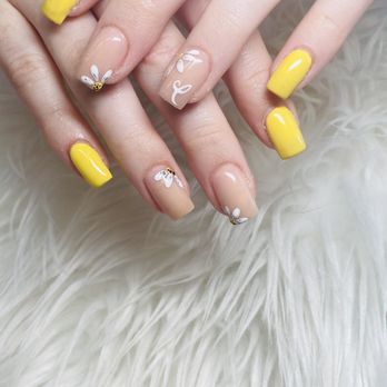 Polish Nails Spa - Every time I go into polish, I come out super happy. Megan is my usual nail tech but everybody in there is also insanely talented - Nail Salons Near Me - Santee, California