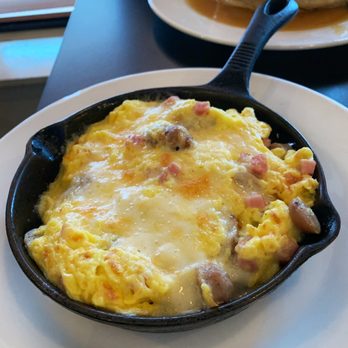 Sweet Basil's Cafe - Country Skillet - New American Near Me - Livingston, New Jersey Sweet Basil's Cafe - Country Skillet - New American Near Me - Livingston, New Jersey