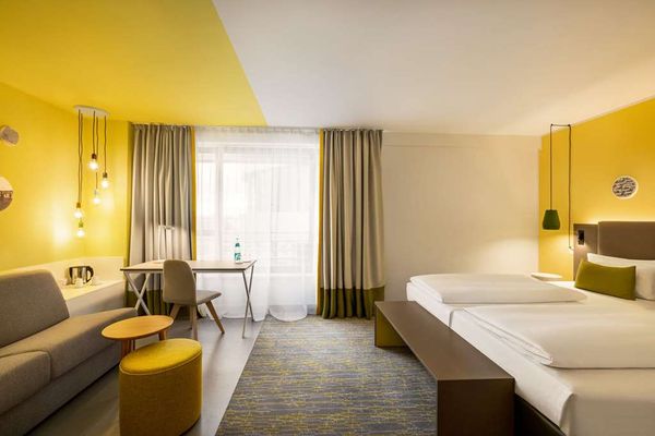 Vienna House Easy by Wyndham Berlin Prenzlauer Berg by null